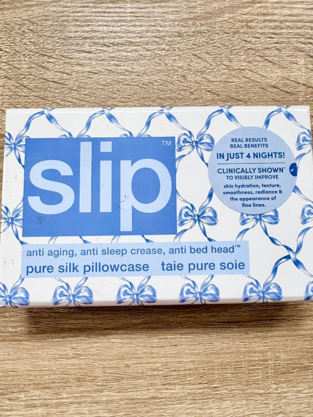 New Slip Pure Silk Queen Pillowcase Bowie White Blue Ribbons